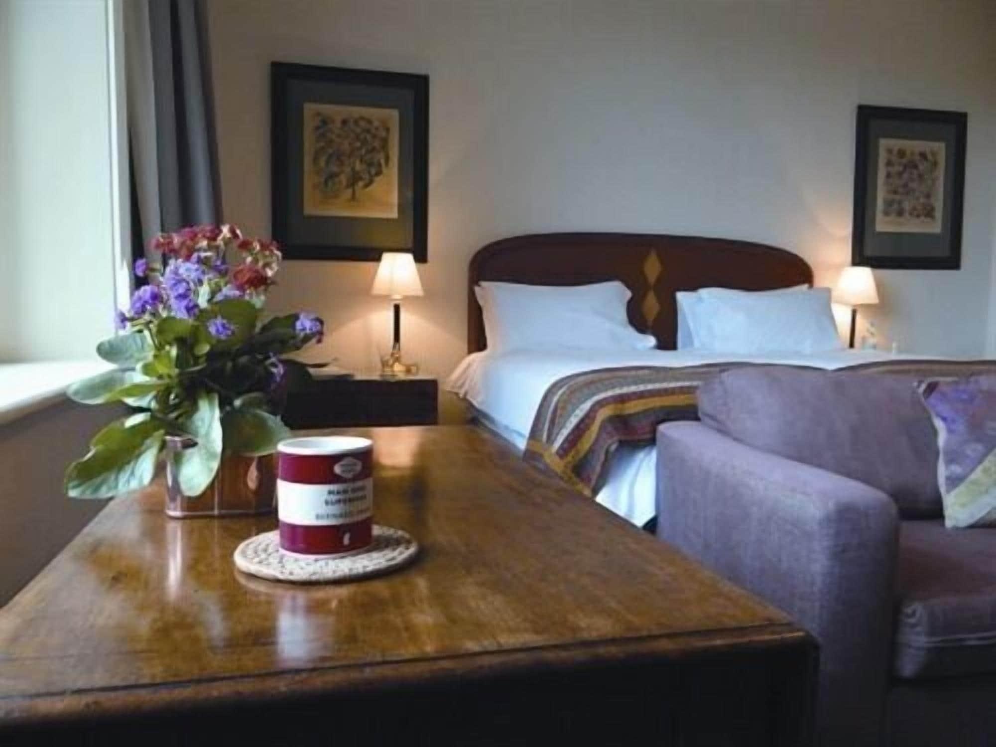 Lower Heyford 헤이포드 하우스 베드 앤 브렉퍼스트 B&B 외부 사진